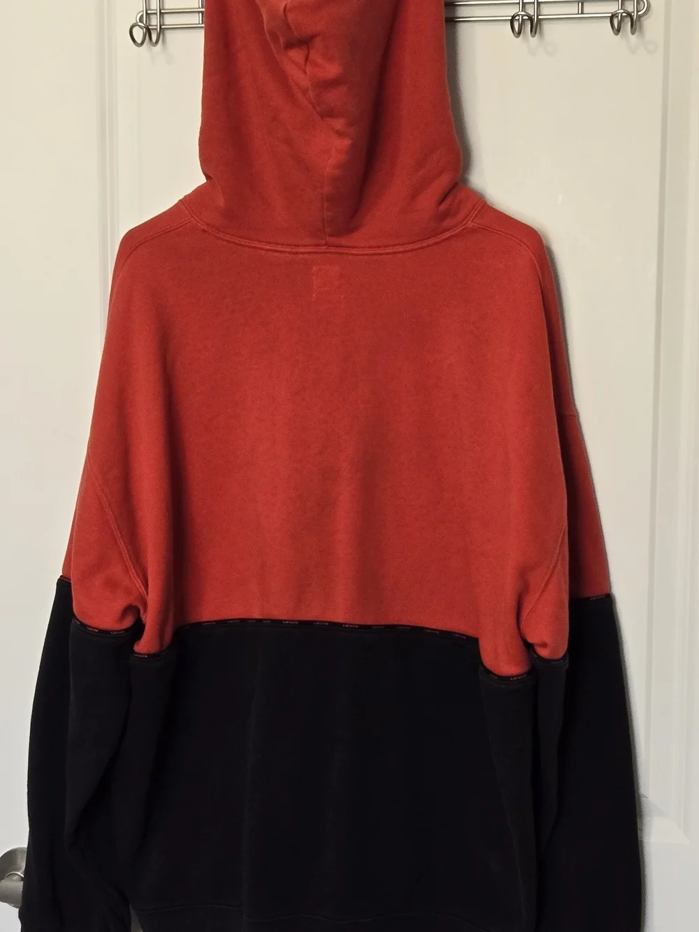 Levi's Men’s Red and Black Colorblock Hoodie XL Y2K 2022 GORPCORE xlnt.cond.